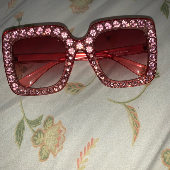 Pink diamond studs sunglasses π - Picture 2 of 4